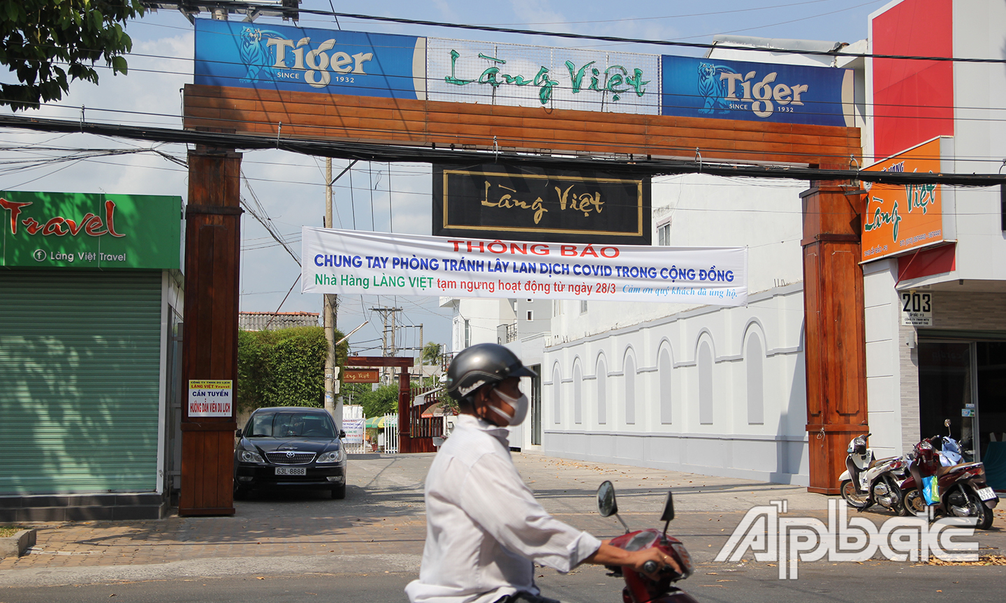 Nhà hàng Làng Việt tạm ngưng hoạt động từ ngày 28-3.