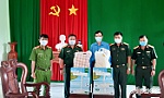 Thăm, tặng quà lực lượng làm nhiệm vụ tại khu cách ly Trường Quân sự Tiền Giang