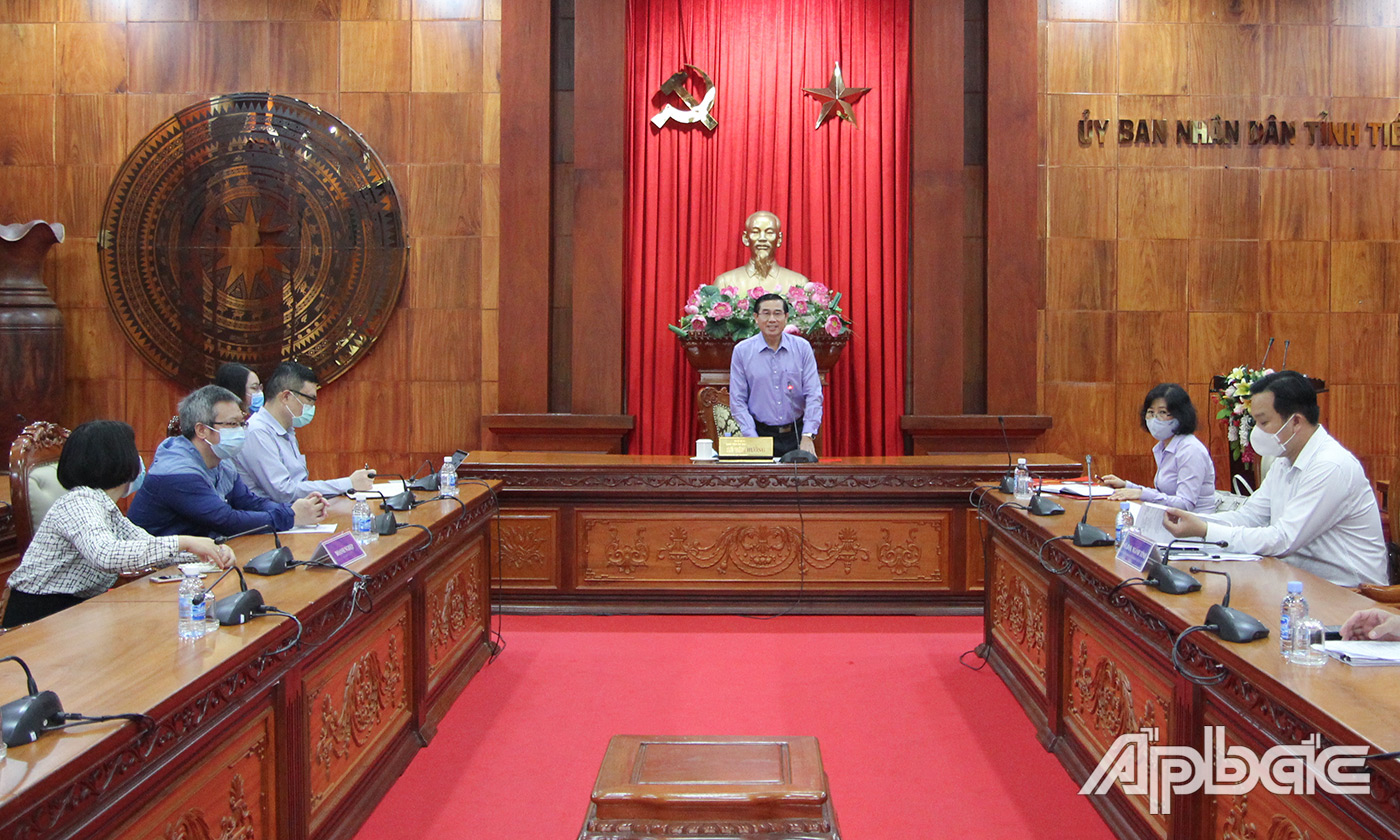 Đồng chí Lê Văn Hưởng phát biểu tại buổi làm làm việc.