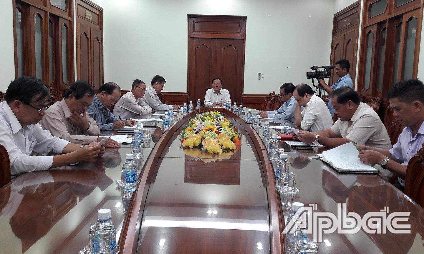 Hội đồng Tổ chức Giải Báo chí Tiền Giang - Nguyễn Văn Nguyễn lần thứ 11 (2018 - 2019) họp xét chọn các tác phẩm  đoạt giải.		Ảnh: THANH HẢO