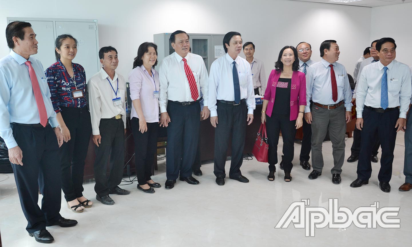 Lãnh đạo tỉnh tham quan Trung tâm (ảnh chụp cuối năm 2019).