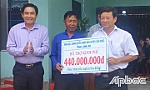 Bí thư Đảng ủy xã tận tụy, gương mẫu
