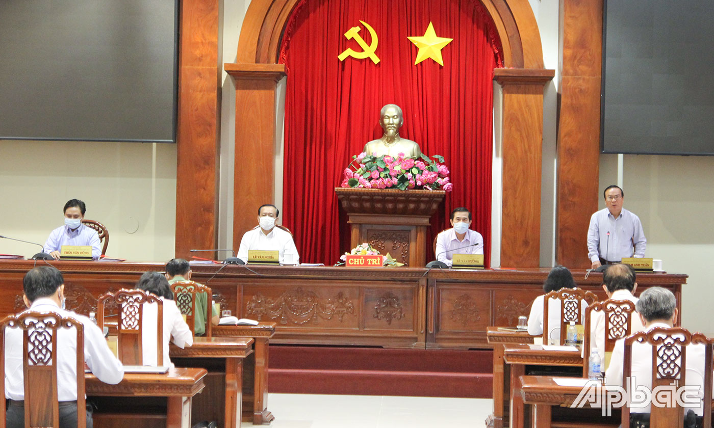 Quang cảnh phiên họp.