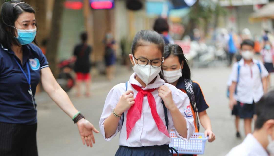 Học sinh trên cả nước đi học sau khi dịch bệnh COVID-19 được đẩy lùi. (Ảnh: Thành Đạt/TTXVN)