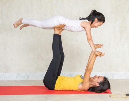 Ưu tiên đầu tư cho những giá trị lâu dài như sức khoẻ và tài chính là lựa chọn của nhiều gia đình Việt để thích nghi với những thách thức trong trạng thái 