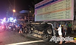 TP. Mỹ Tho: Ô tô 7 chỗ tông dải phân cách lật ngang giữa đường
