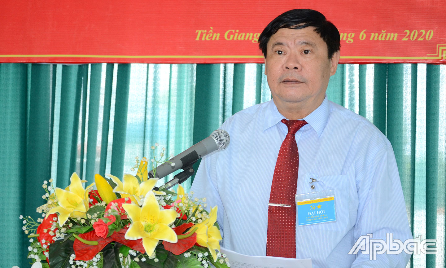 Đồng chí Hồ Văn Thi phát biểu tại đại hội.