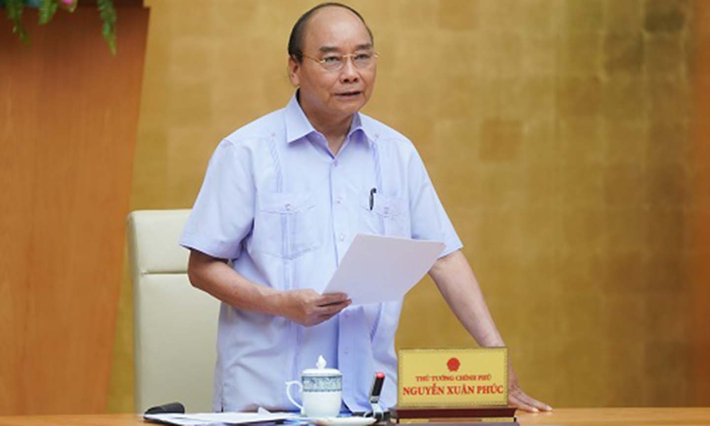 Thủ tướng Nguyễn Xuân Phúc phát biểu kết luận cuộc họp - Ảnh: VGP/Quang Hiếu