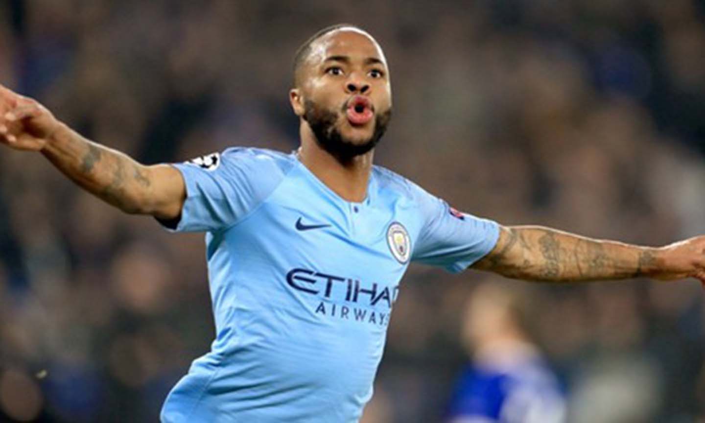 Raheem Sterling dẫn đầu “làn sóng tăng giá” của các cầu thủ chơi bóng tại Anh. Ảnh: Getty Images