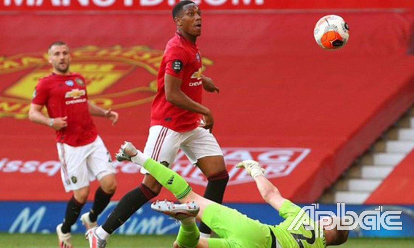 Anthony Martial dần hoàn thiện kỷ năng trong vai trò mũi nhọn. Ảnh: Getty Images