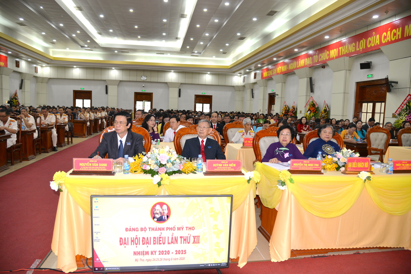 Lãnh đạo tỉnh dự Đại hội