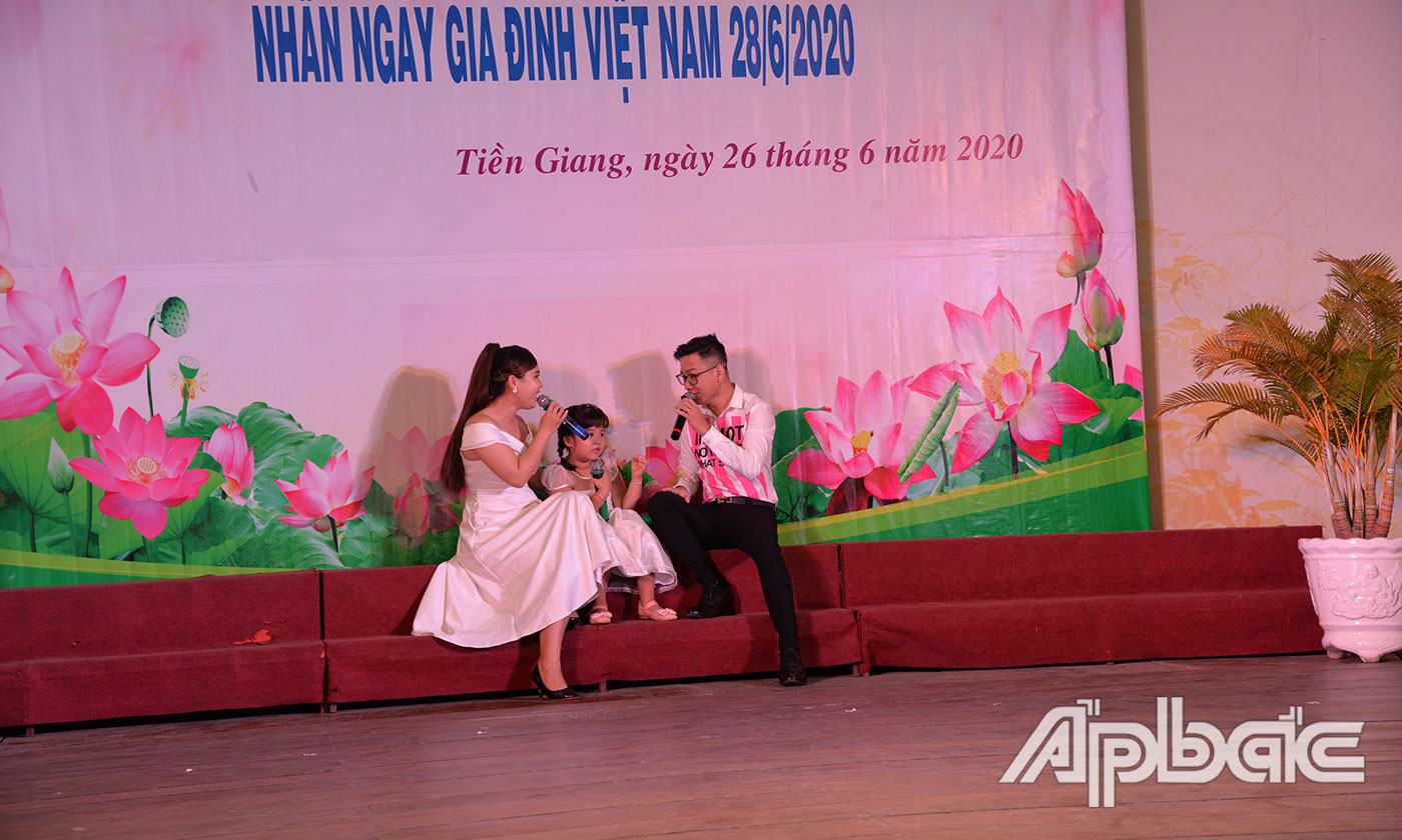 văn nghệ chào mừng