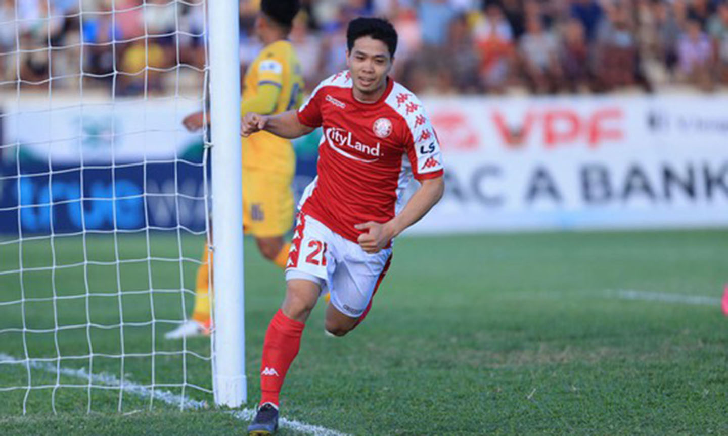 Công Phượng lại 