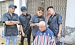 Chuyện những người hớt tóc miễn phí cho người nghèo