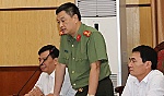 Bắt 2 phóng viên tống tiền phó chủ tịch thị xã