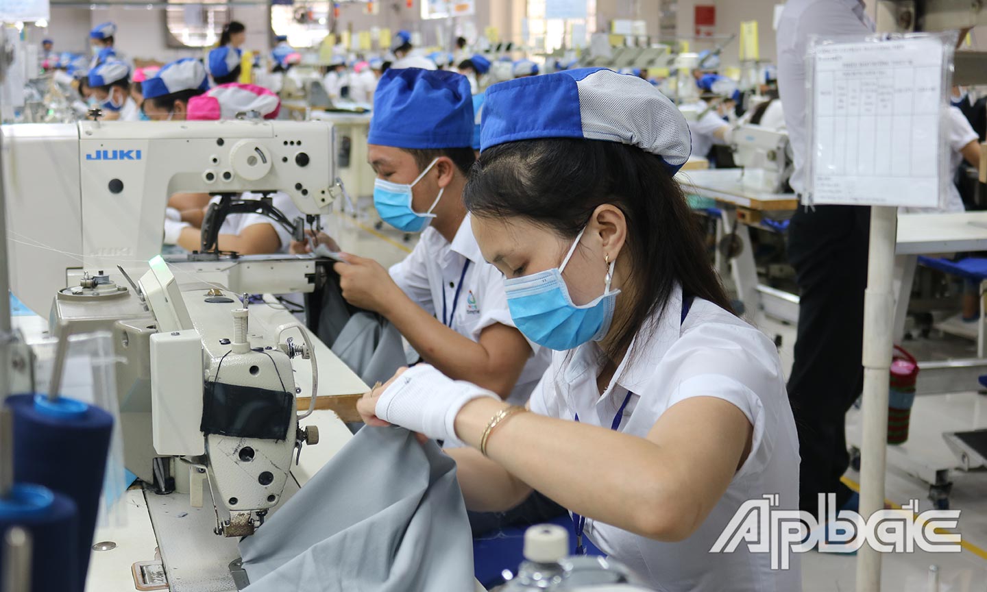 Cơ hội “dân số vàng” được phát huy khi tỷ lệ lao động có việc làm cao.