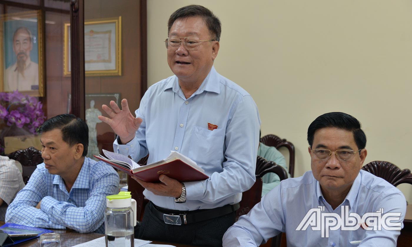 Đại biểu Nguyễn Văn Phước Cường phát biểu tại buổi thảo luận tổ