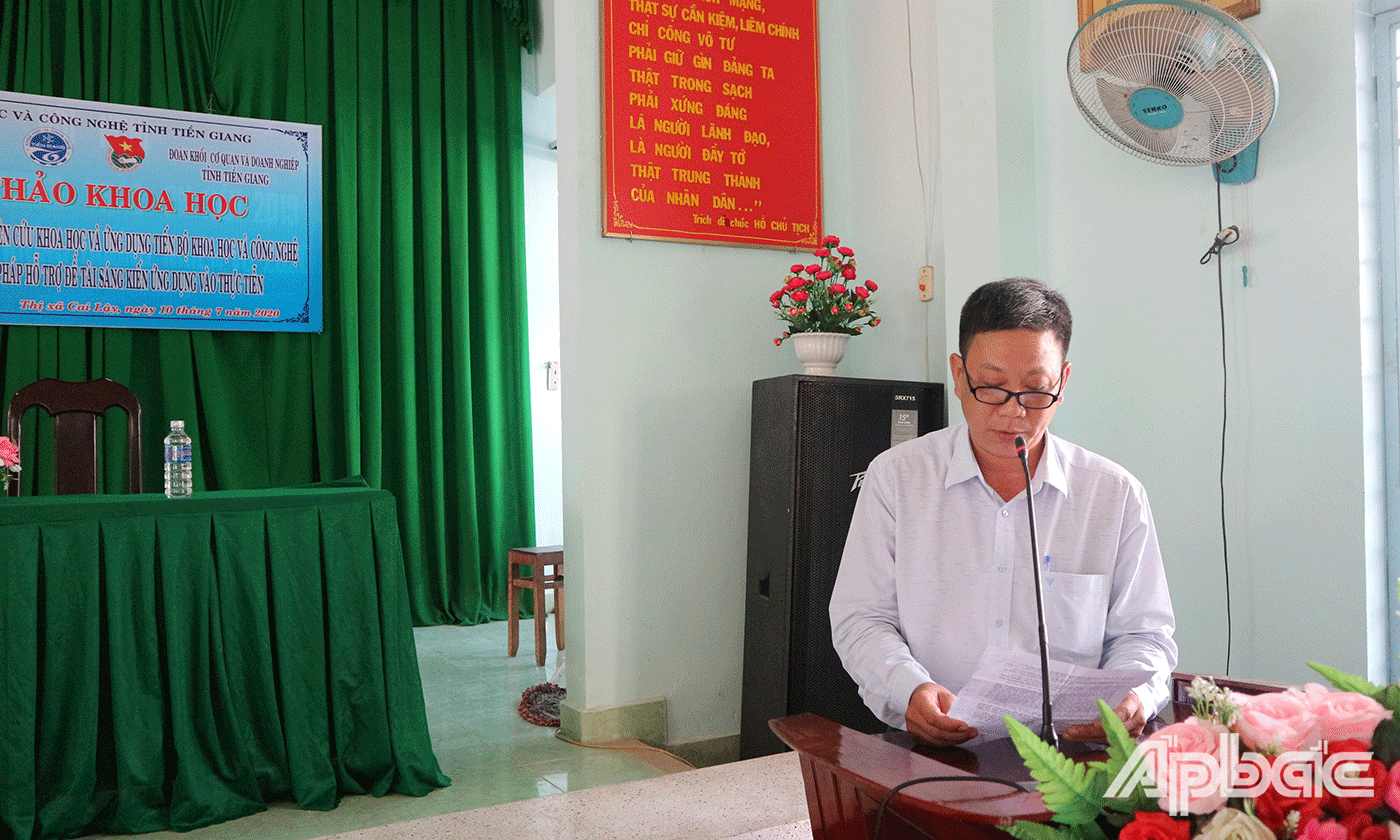 TS. Lê Quang Khôi Phó Giám đốc Sở Khoa học và Công nghệ phát biểu tại hội thảo