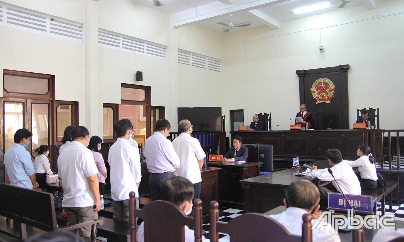 Đại biểu đề nghị cần nâng cao chất lượng xét xử các vụ án. ảnh: HÀ NAM
