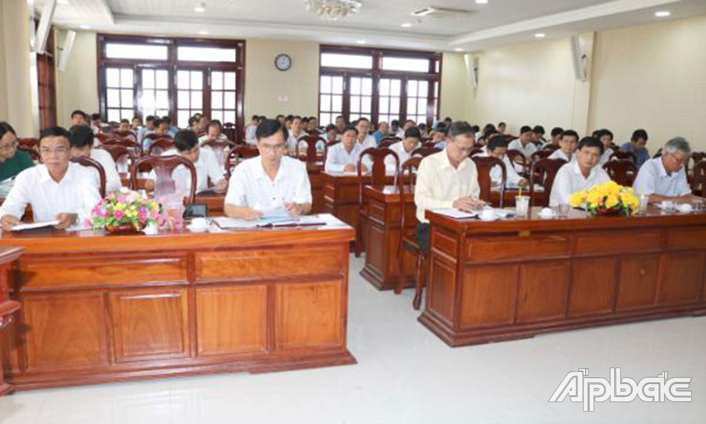 Quang cảnh hội nghị. 
