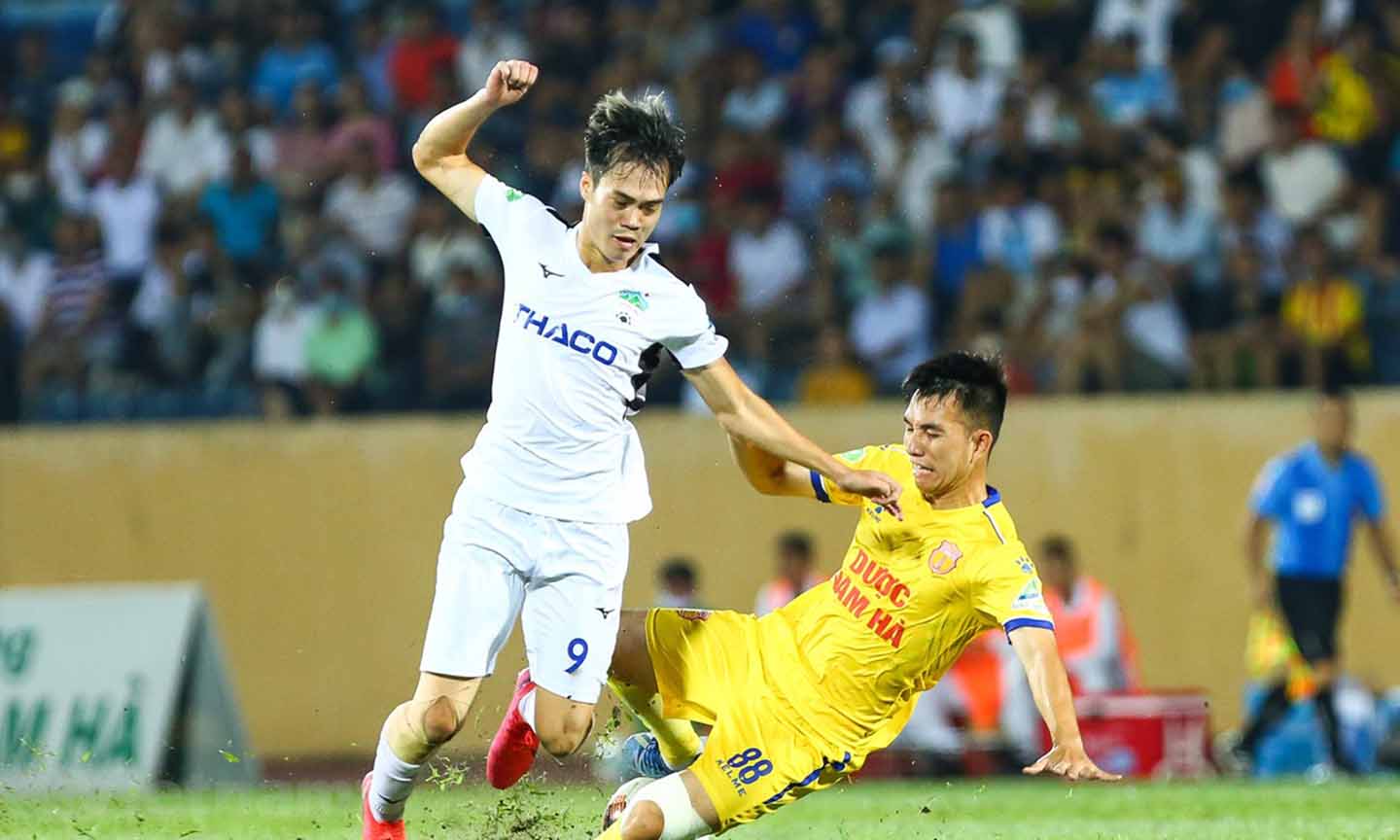 V-League 2020 ngày một hấp dẫn khi chỉ sắp kết thúc giai đoạn một. (Ảnh: Nguyên An/Vietnam+) 