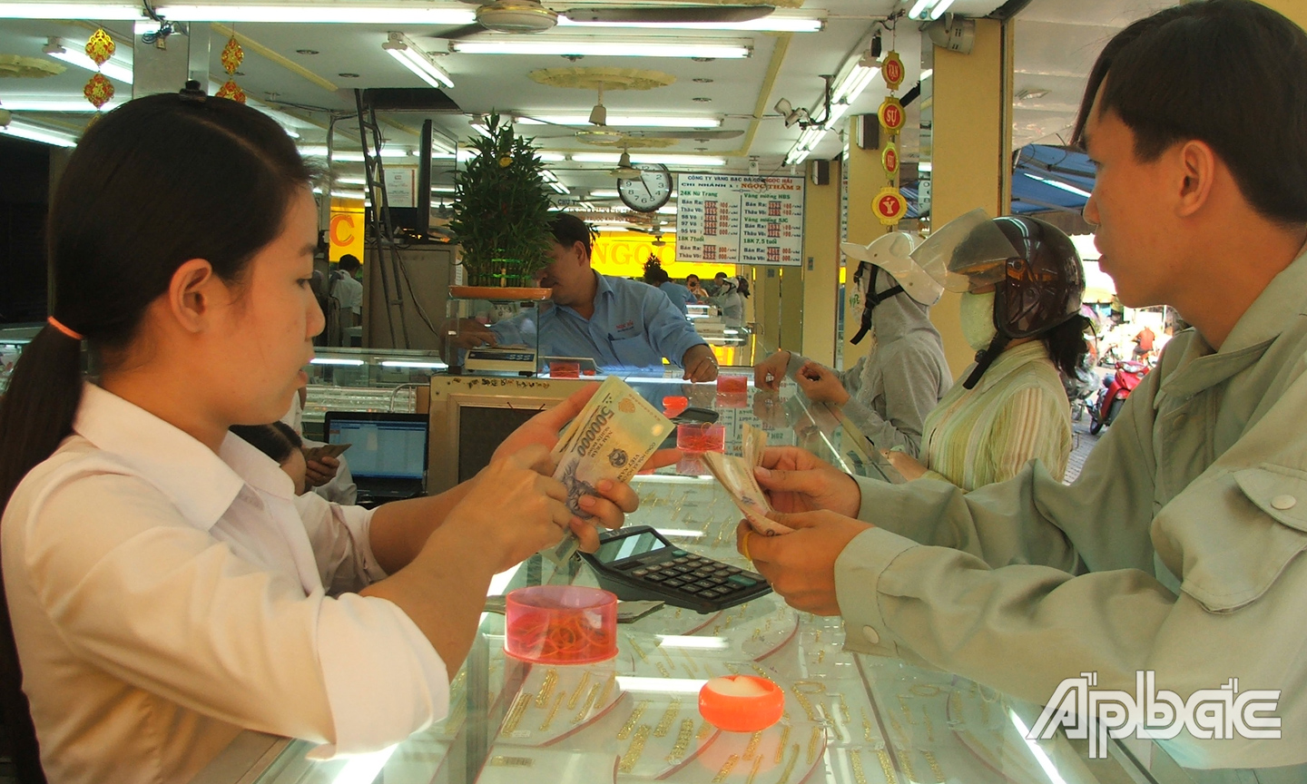 Vàng tăng cao trong những ngày qua.