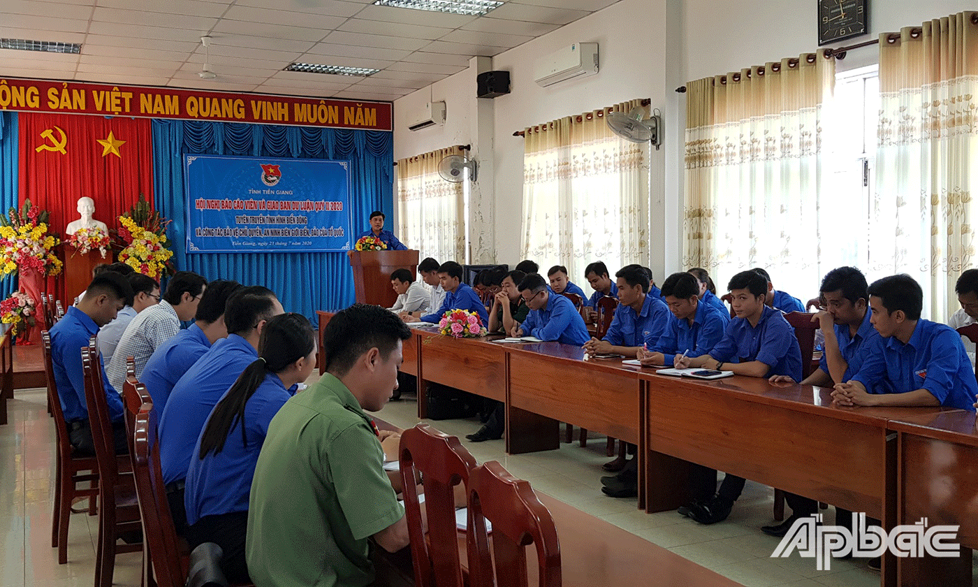 Quang cảnh hội nghị