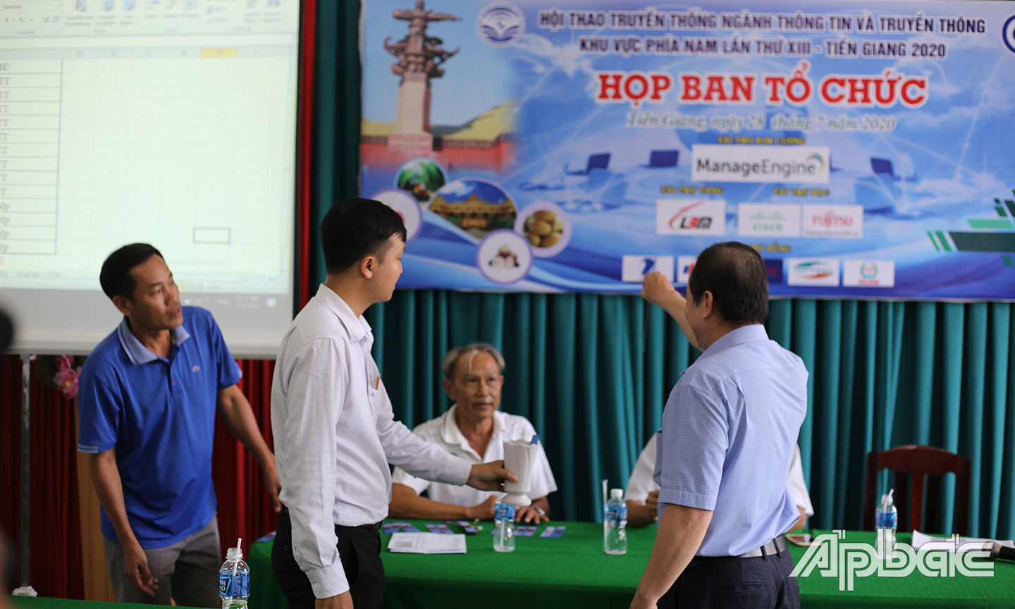 Bốc thăm chia bảng các môn thi đấu.