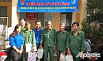 Khám sức khỏe, tặng quà cho người có hoàn cảnh khó khăn tại xã Tam Hiệp