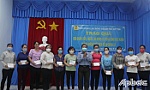 Trao trợ cấp khó khăn cho đoàn viên, người lao động bị ảnh hưởng Covid-19