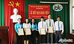 Chi bộ Hành chính (Đảng bộ Các khu công nghiệp tỉnh Tiền Giang): Kết nạp 4 đảng viên