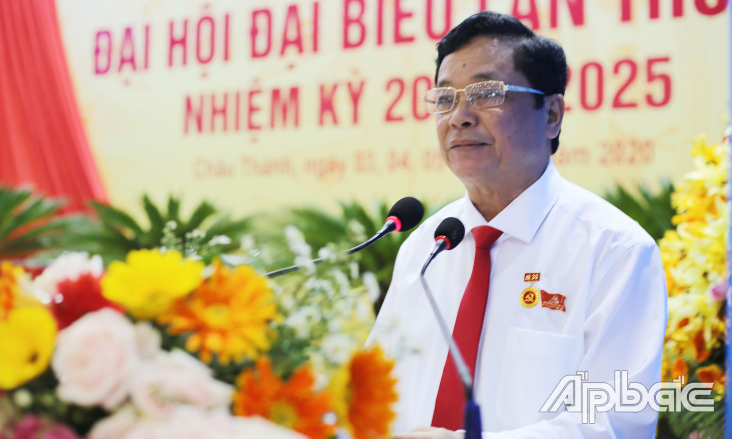 Đồng chí Trương Minh Tới, Tỉnh uỷ viên, Bí thư Huyện uỷ, Chủ tịch HĐND huyện Châu Thành phát biểu khai mạc Đại hội