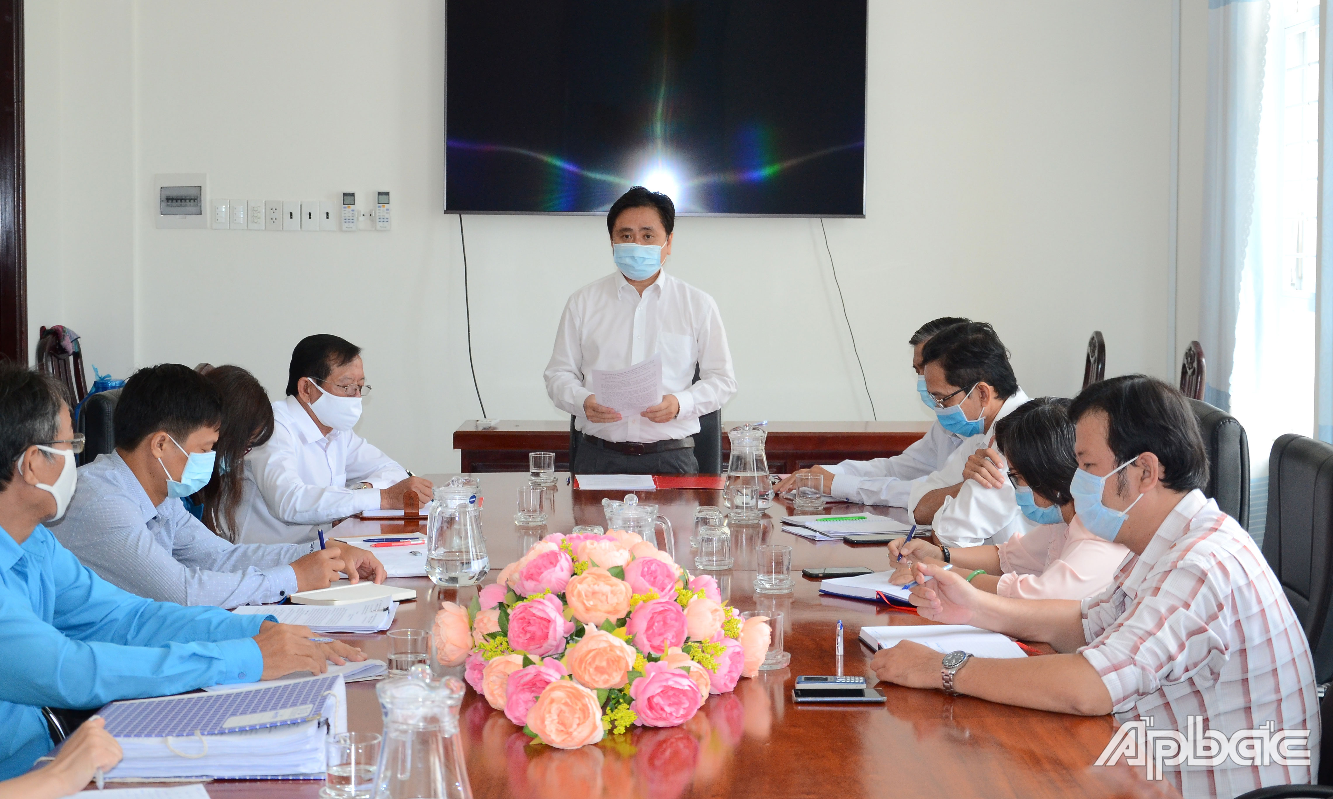 Đồng chí Trần Văn Dũng phát biểu tại buổi làm việc với UBND Cai Lậy.
