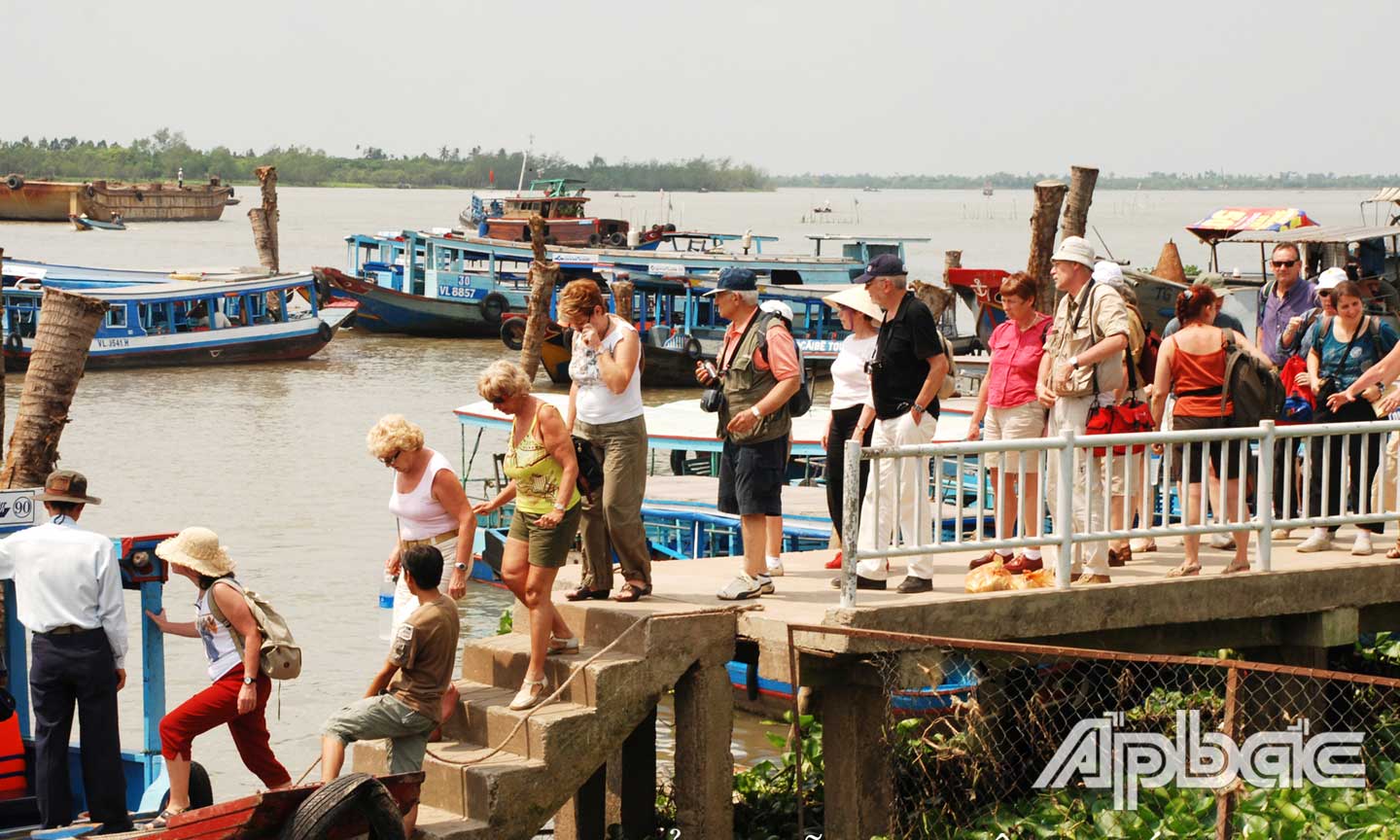 Du lịch là một trong những thế mạnh của huyện Cái Bè.                                                                                                             Ảnh: Võ Nguyên Phú