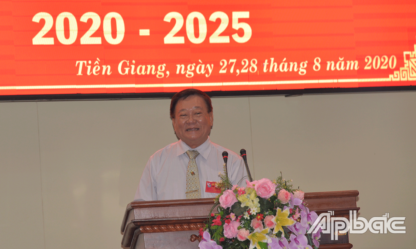 Chủ tịch Hội Nhà báo Tiền Giang Nguyễn Văn Phước Cường phát biểu tại đại hội.