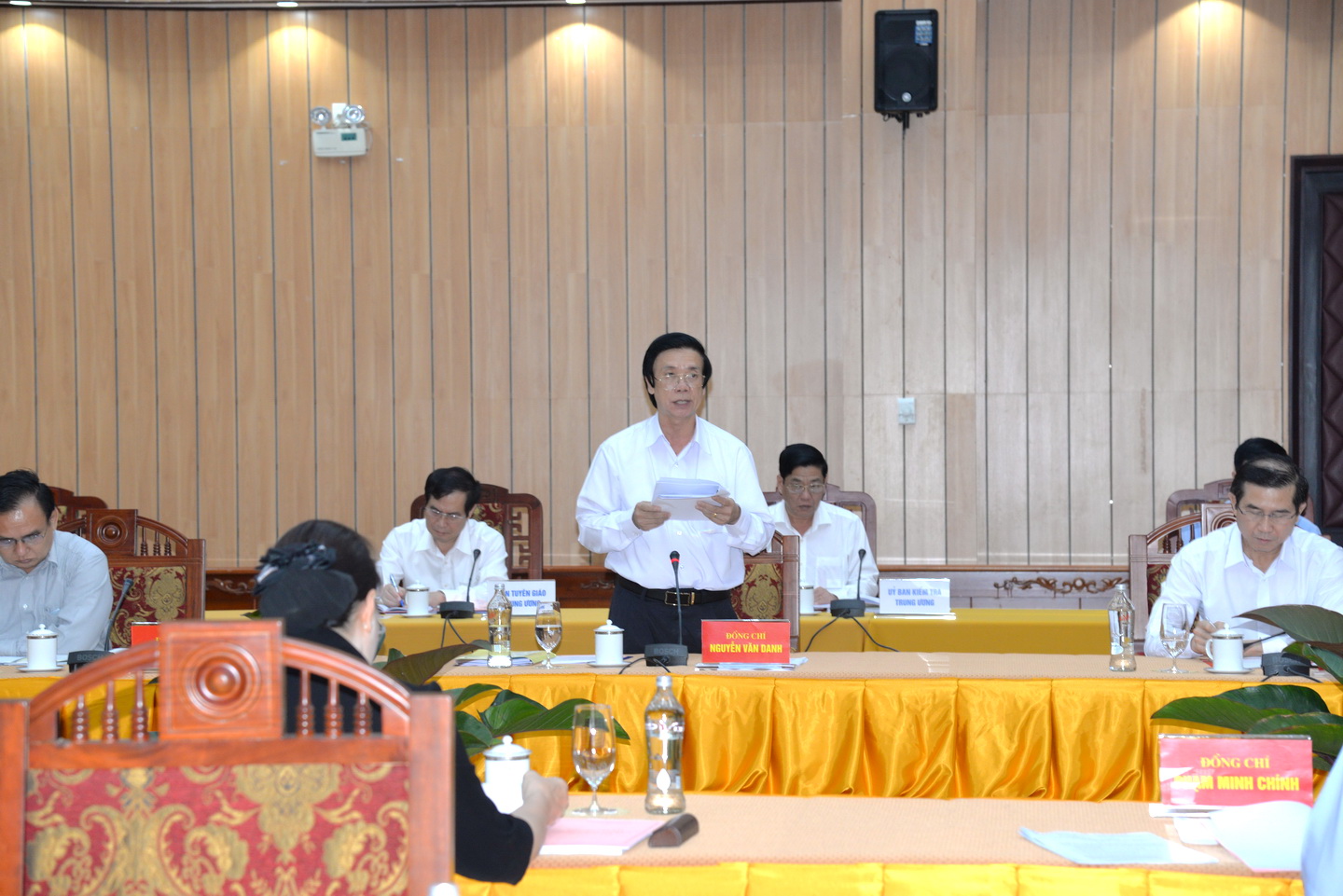 Đồng chí Nguyễn Văn Danh, Bí thư Tỉnh ủy Tiền Giang trình bày dự thảo Báo cáo chính trị, Báo cáo kiểm điểm sự lãnh đạo, chỉ đạo của Ban Chấp hành Đảng bộ tỉnh nhiệm kỳ 2015 - 2020; dự thảo Nghị quyết Đại hội Đảng bộ tỉnh lần thứ XI và phương án công tác nhân sự nhiệm kỳ 2020 - 2025. 