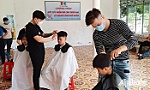 Thị đoàn Gò Công: Hớt tóc miễn phí cho thiếu nhi có hoàn cảnh khó khăn