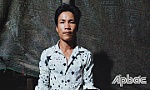 Con trai dùng xăng đốt cha ruột