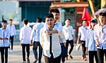 Cần đưa những tấm gương truyền cảm hứng vào nhà trường