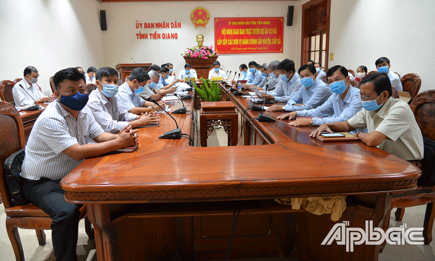 Quang cảnh tại điểm cầu Tiền Giang.