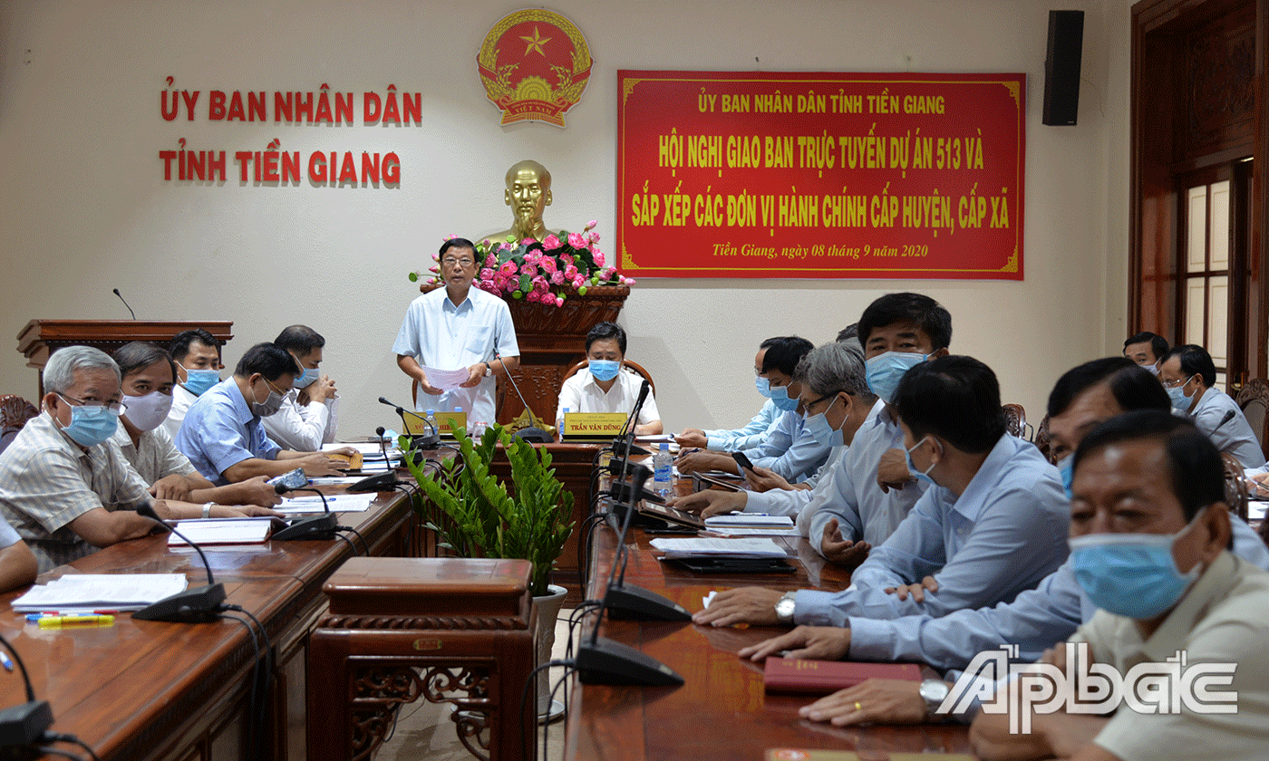 Đồng chí Võ Tấn Hiền phát biểu tại điểm cầu Tiền Giang.