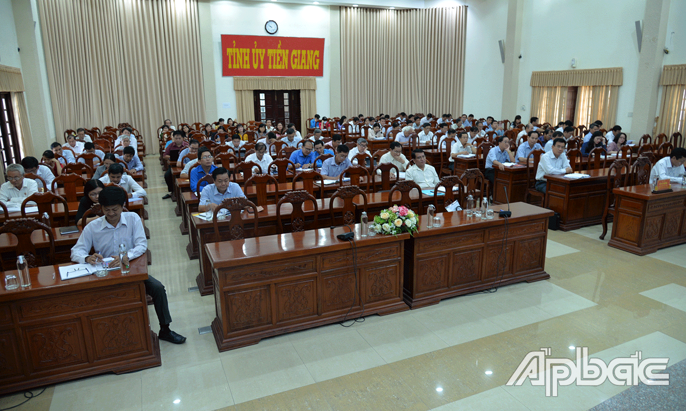 Quang cảnh hội nghị.