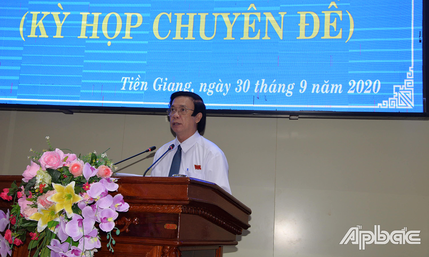 Đồng chí Nguyễn Văn Danh phát biểu bế mạc kỳ họp