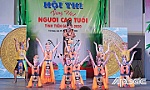 Có 200 người cao tuổi dự thi