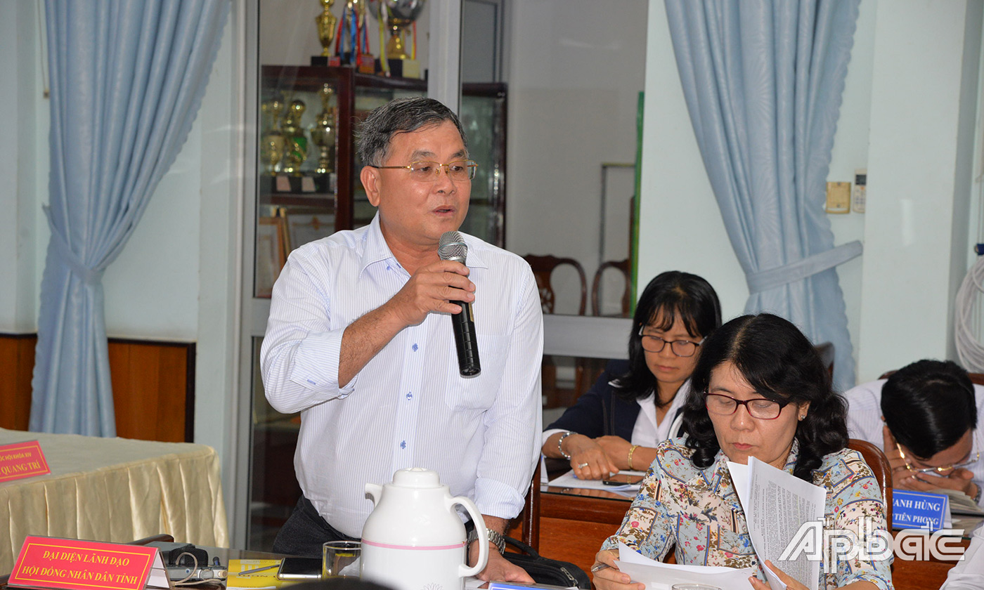 Lãnh đạo HĐND tỉnh phát biểu ý kiến tại buổi làm việc