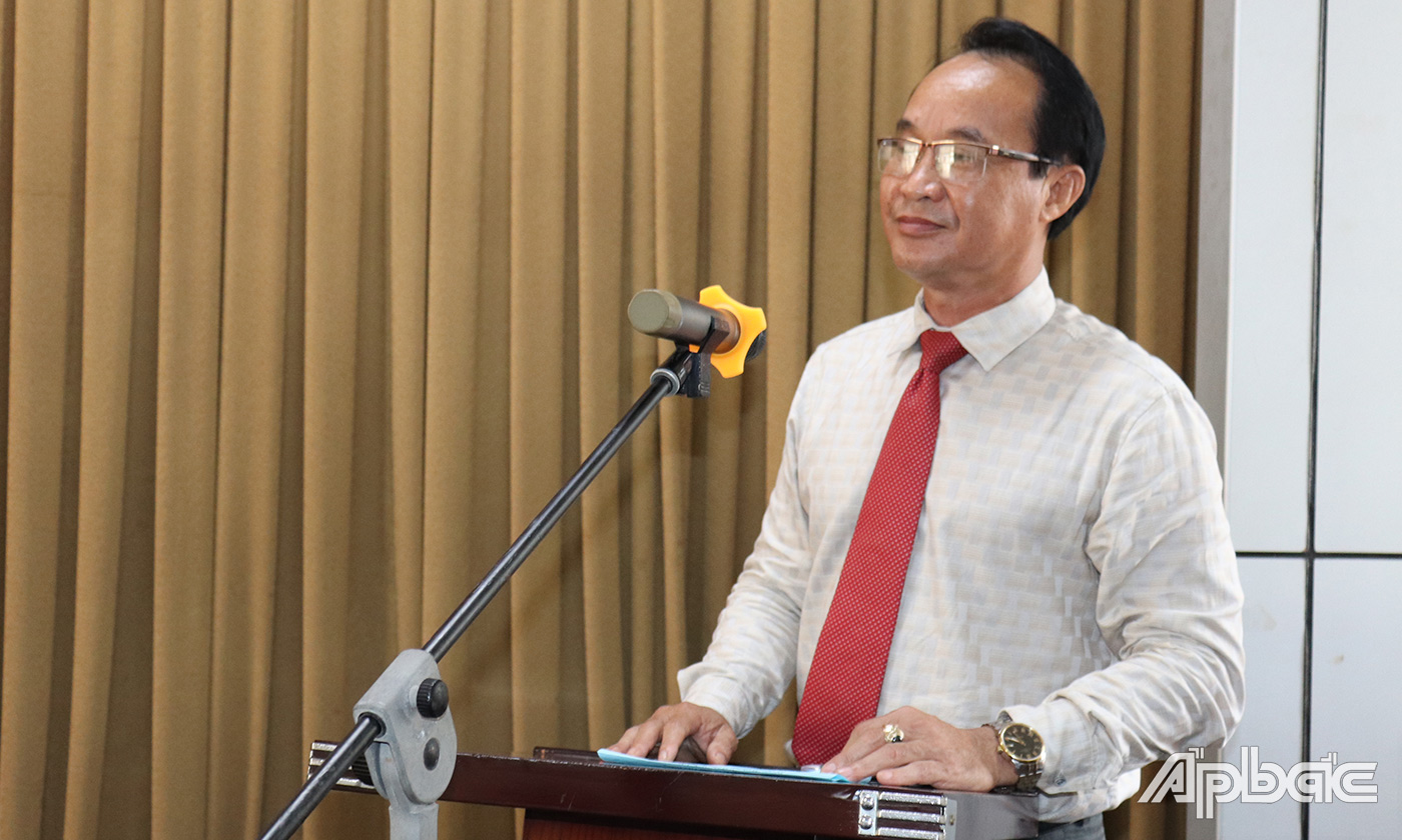 Đồng chí Lưu Văn Phi, Giám đốc Sở Ngoại vụ bày tỏ lòng cảm ơn đến tổ chức KOICA.