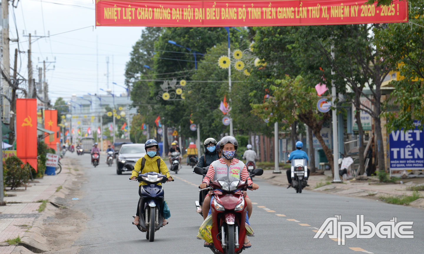 Huyện Gò Công Tây.