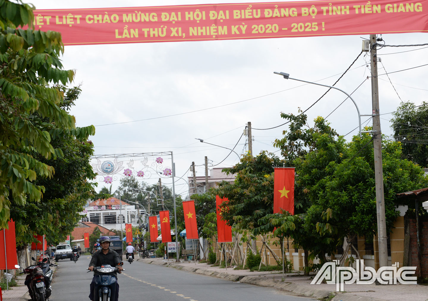 Huyện Gò Công Đông.