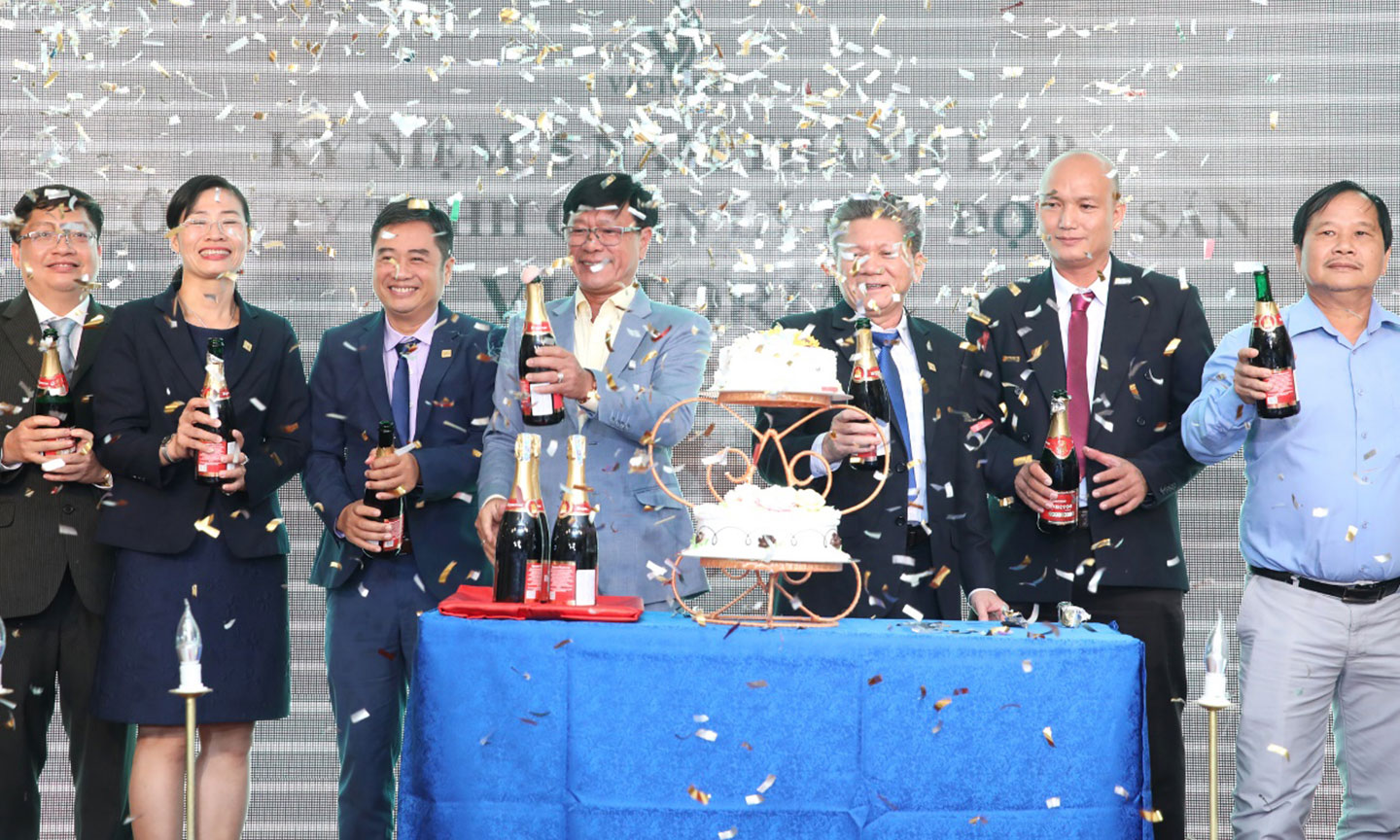 Công ty Victoria kỷ niệm 15 năm thành lập tại Tp. HCM, ngày 07 tháng 10 năm 2020.