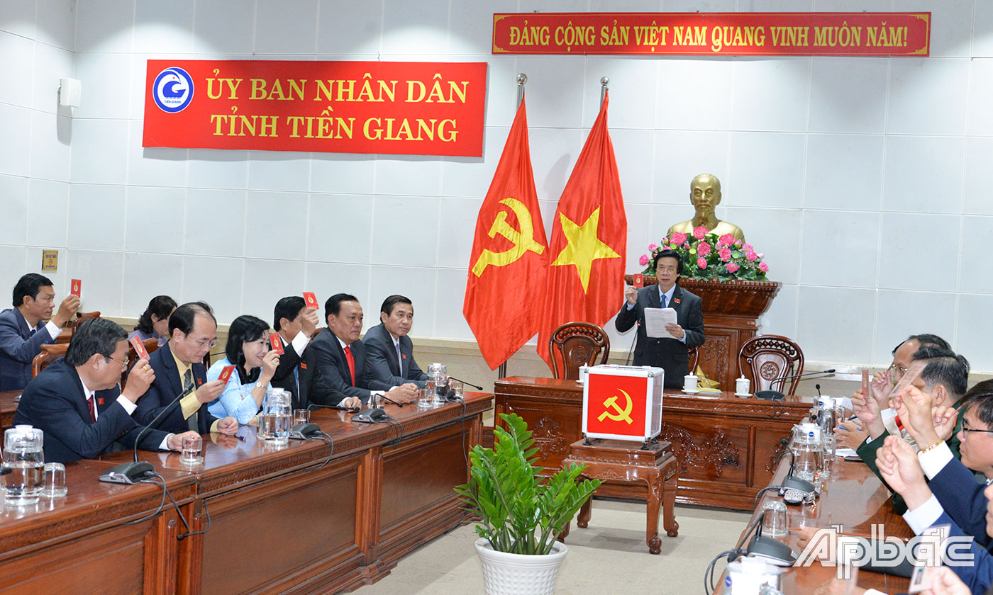 Phiên họp đầu tiên của BCH Tỉnh ủy Tiền Giang khóa XI, nhiệm kỳ 2020 - 2025.